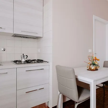 Apartment Costa 182
